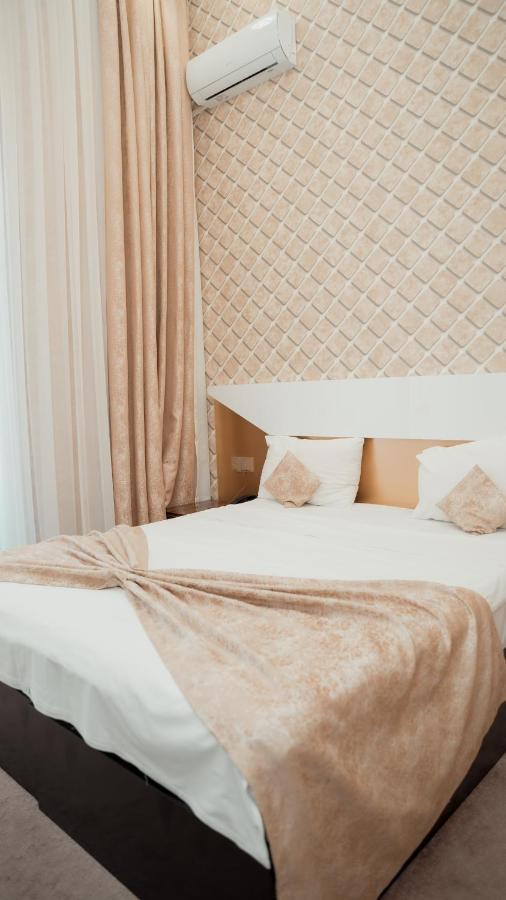 Dionis Baku Hotel מראה חיצוני תמונה